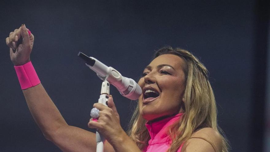 “Volver a escuchar a Amaia nos devuelve a la infancia”: la ilusión de los fans ante el regreso de La Oreja de Van Gogh a Gijón
