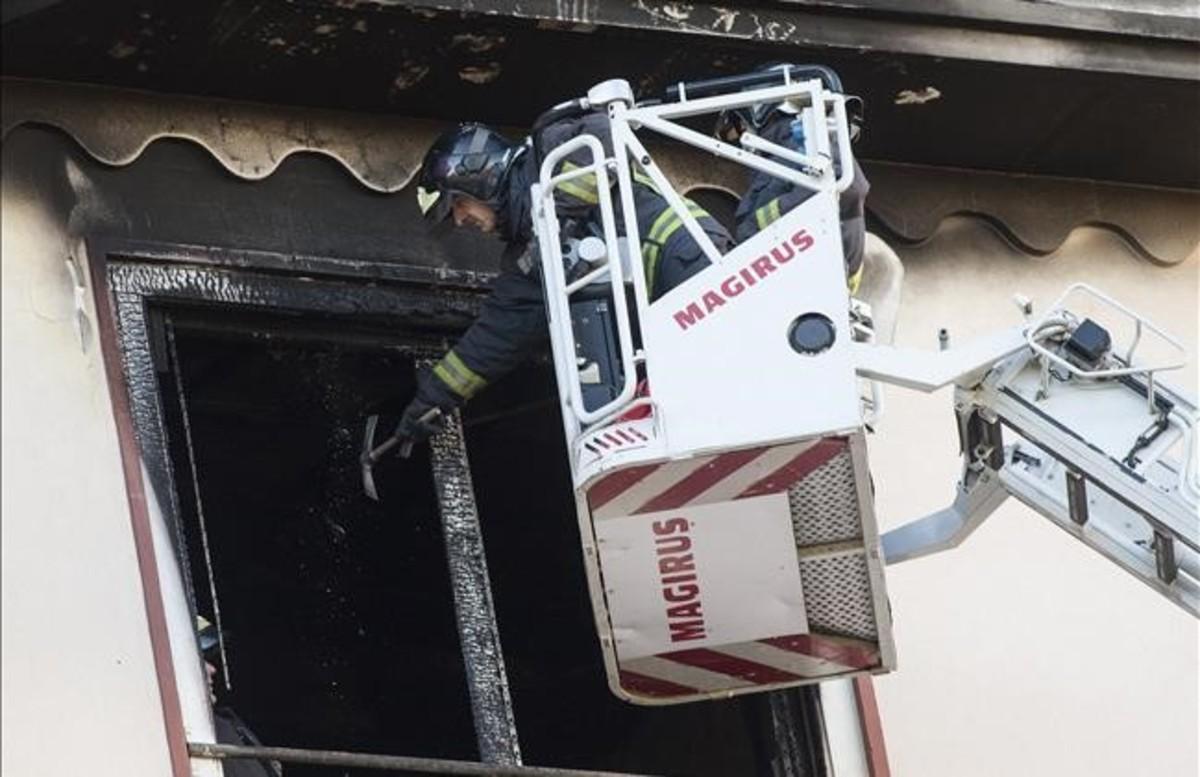 mjibanez36182384 gra041  zaragoza  06 11 2016   los bomberos de zaragoza inte161106171217