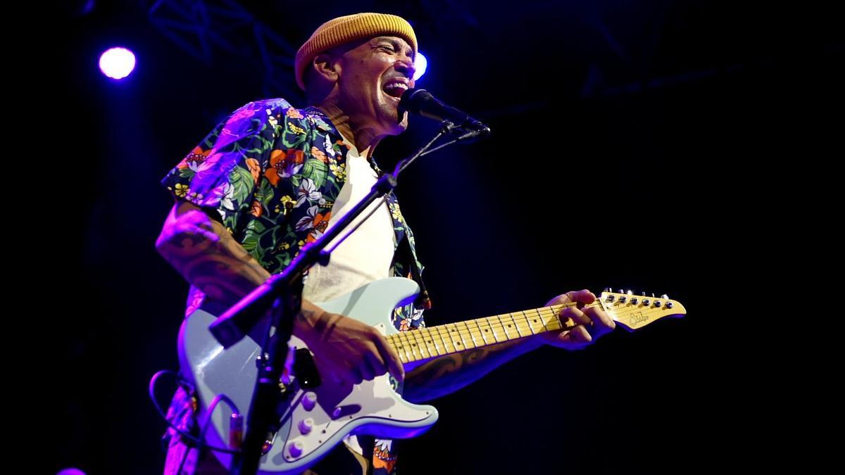 Ben Harper reconforta l’ànima a Porta Ferrada