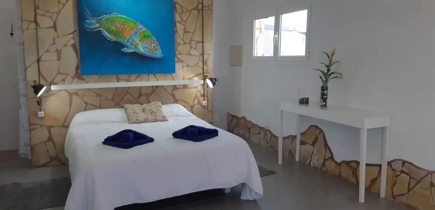 Dormitorio en Villa La Mar en Punta Mujeres (Lanzarote).jpg