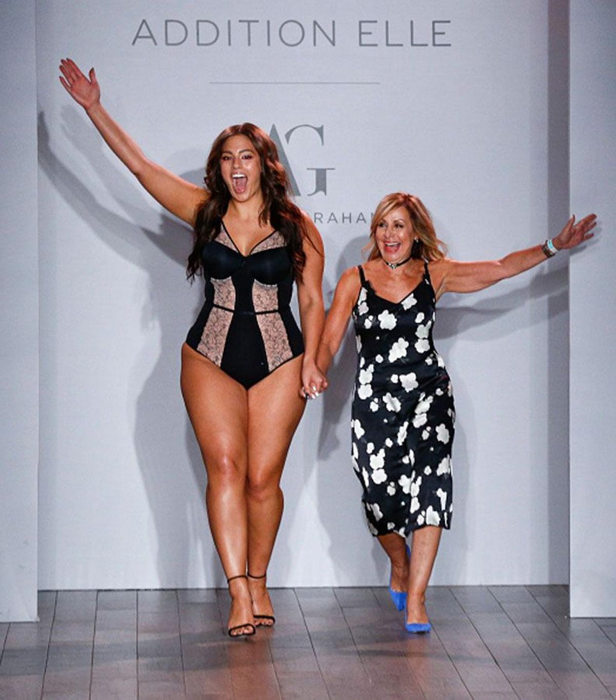 Ashley Graham cierra el desfile de Addition Elle