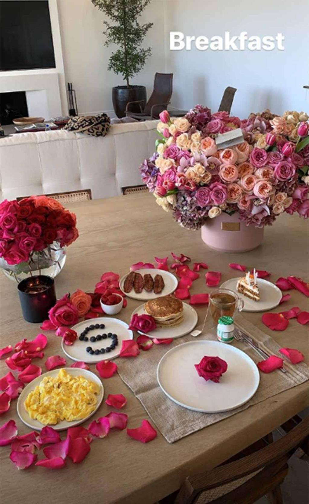 Desayuno de Sofia Richie por su cumpleaños