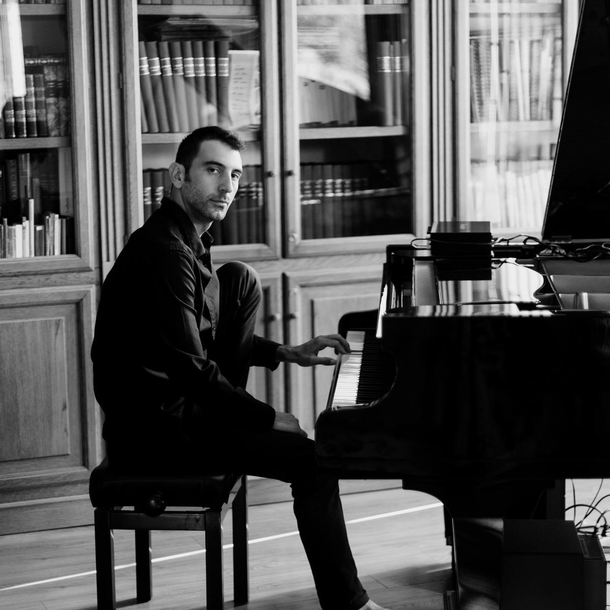 Andrea Vanzo, compositor italiano