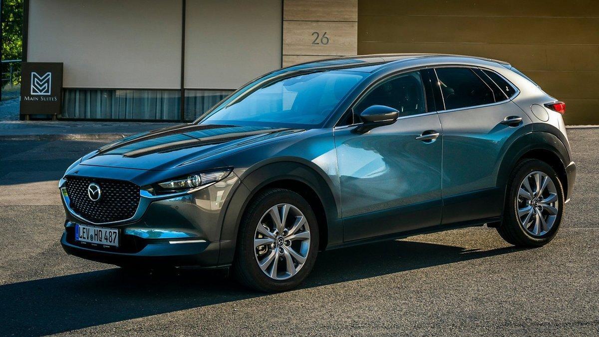 Mazda CX-30.