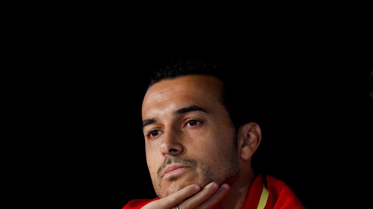 Pedro Rodríguez, en rueda de prensaen la Isla de Ré (Francia), donde la selección española se concentra para participar en la Eurocopa 2016