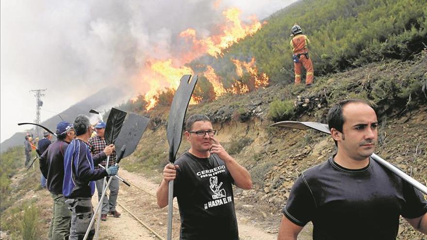 Asturias logra reducir de 35 a 27 los focos activos