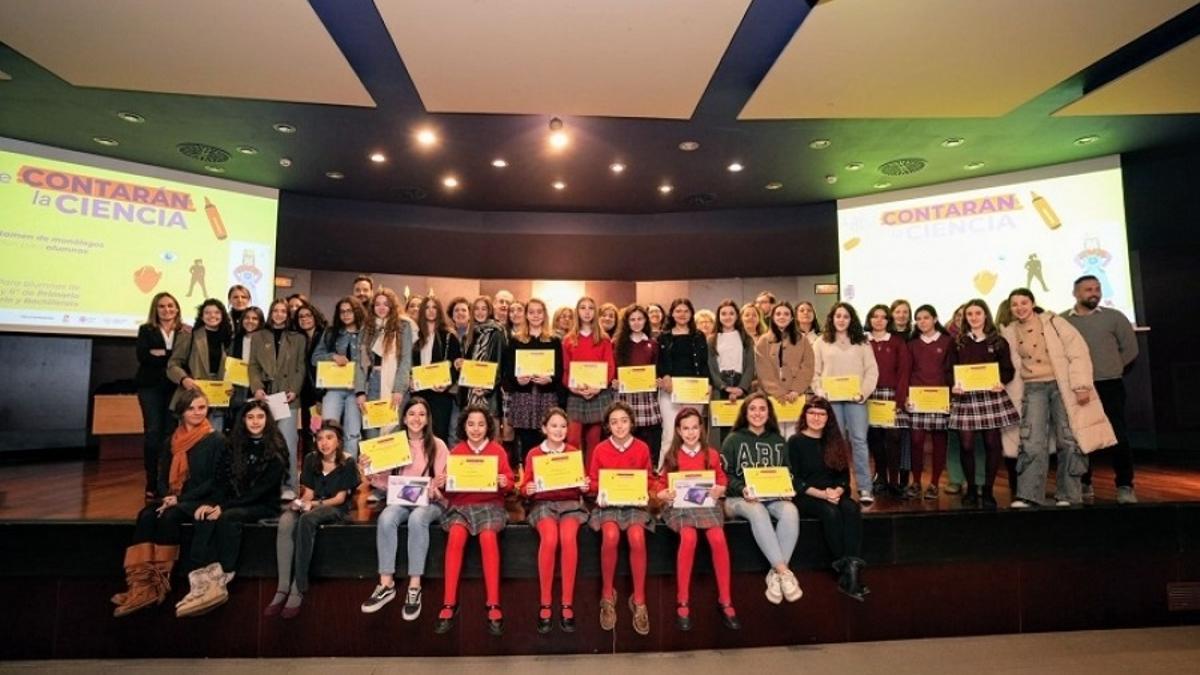 Final del certamen de monólogos divulgativos para laumnas cordobesas 'Las que contarán la ciencia'.