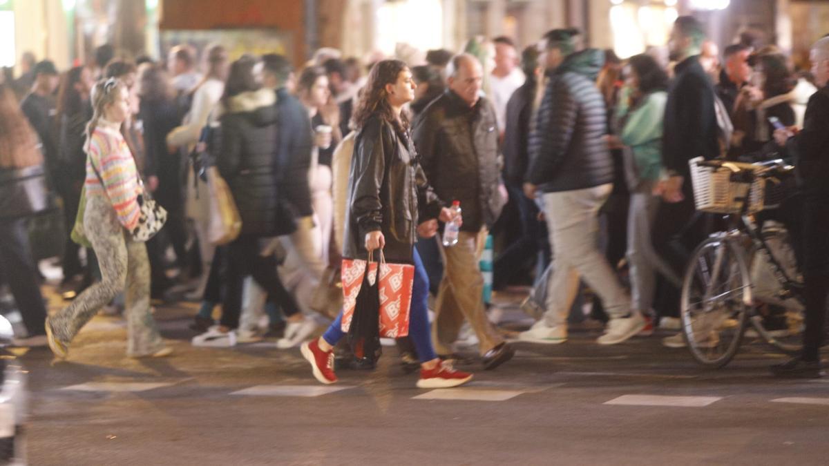 Llenazo en Valencia por las compras navideñas y el turismo