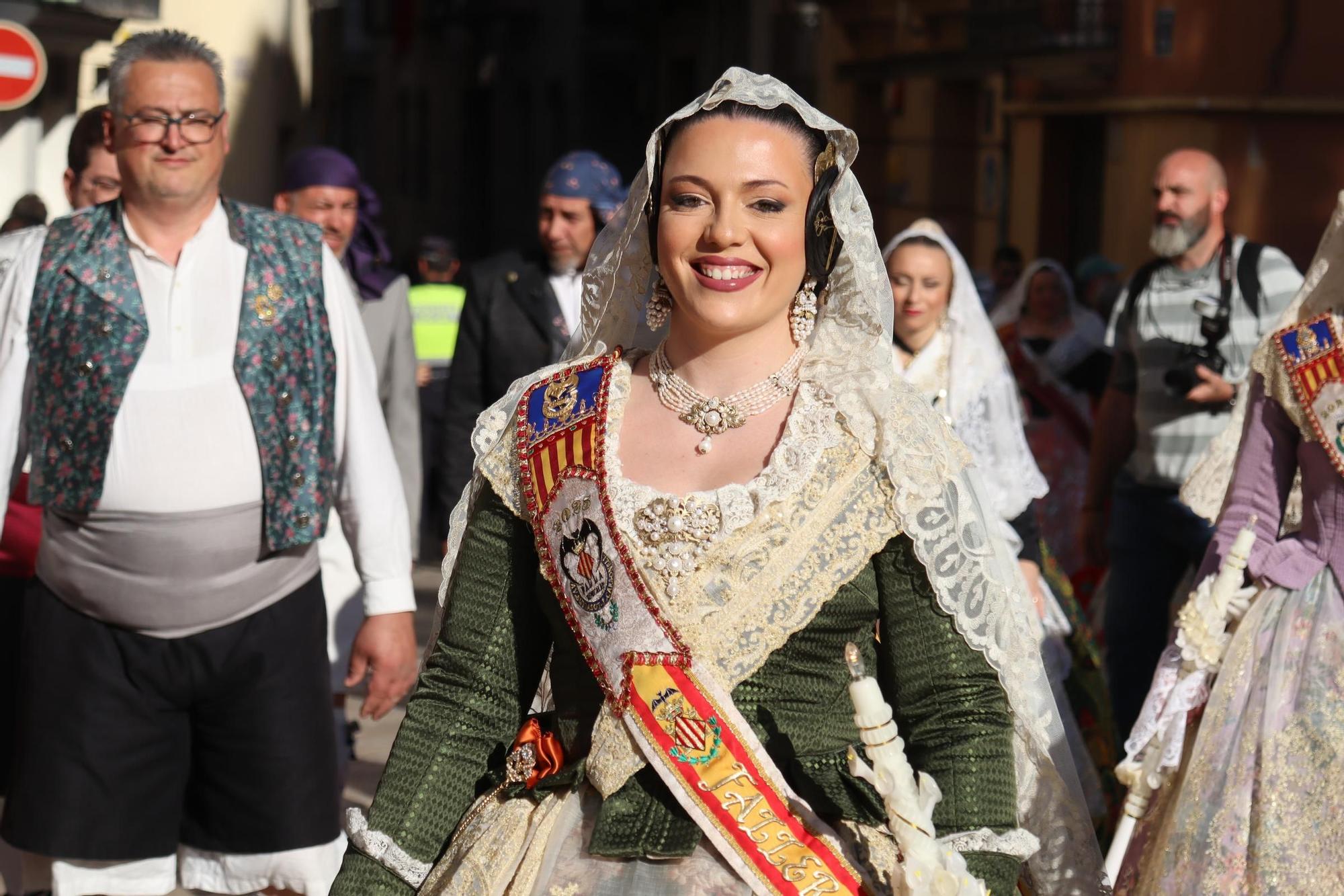 Comisiones de falla en la Procesión de la Virgen (4/5)