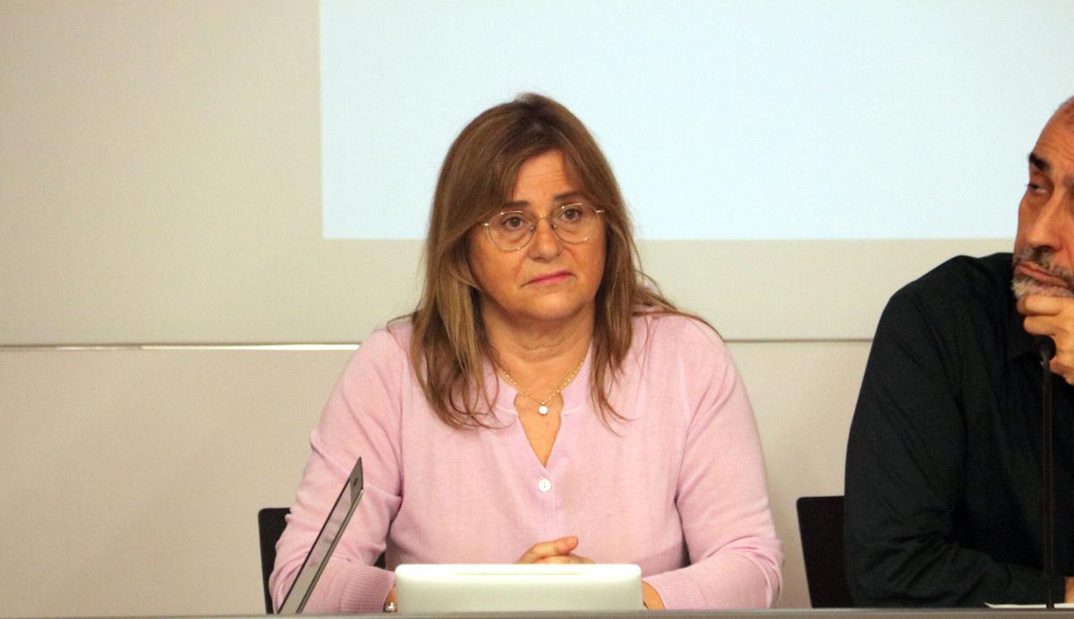 La ex responsable de Cumplimiento normativo de TMB, Carmen Macías, la semana pasada ante los medios.