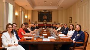 Los nuevo veinte vocales durante el primer pleno del octavo mandato del Consejo General del Poder Judicial (CGPJ), a 25 de julio de 2024, en Madrid (España).