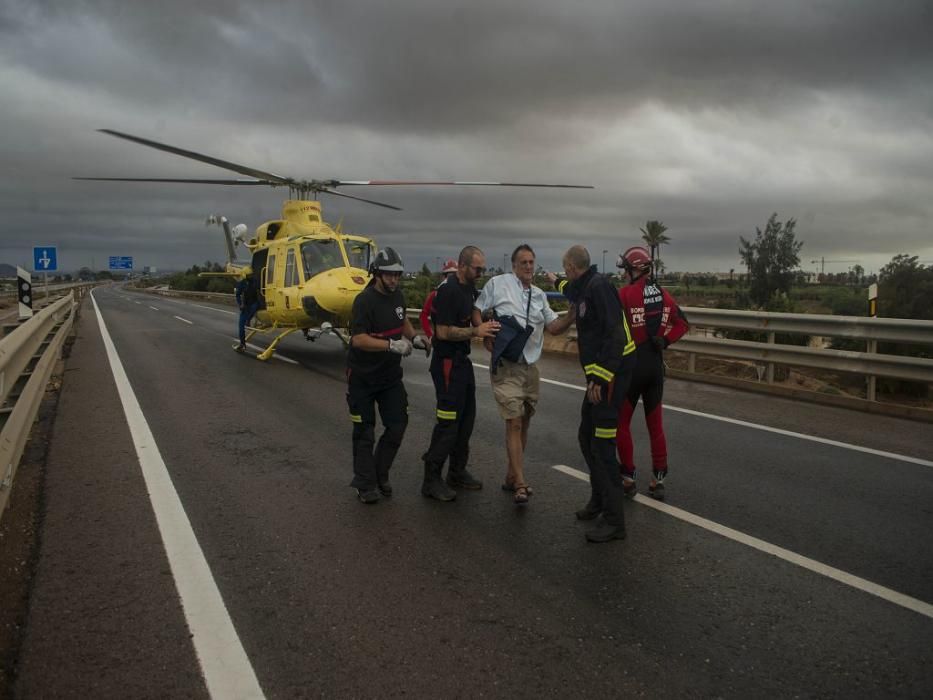 Gota fría en Los Alcázares: Inundaciones, rescates y destrozos