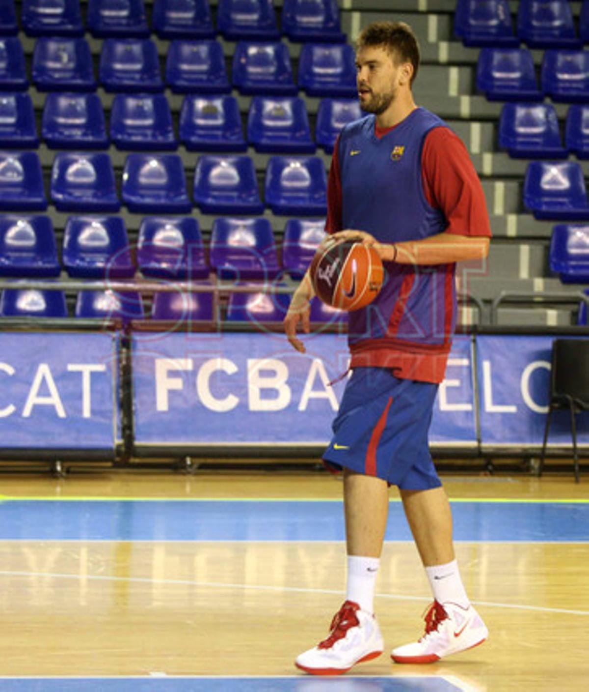 Pau y Marc Gasol, entrenan con el Barça Regal