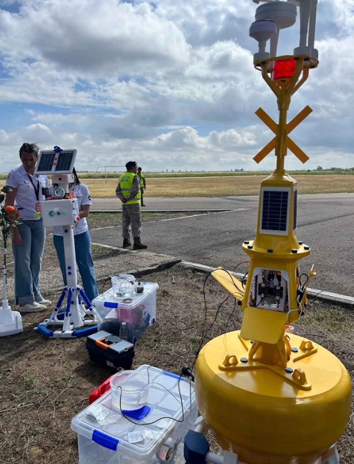 Un momento de la muestra de los diferentes satélites