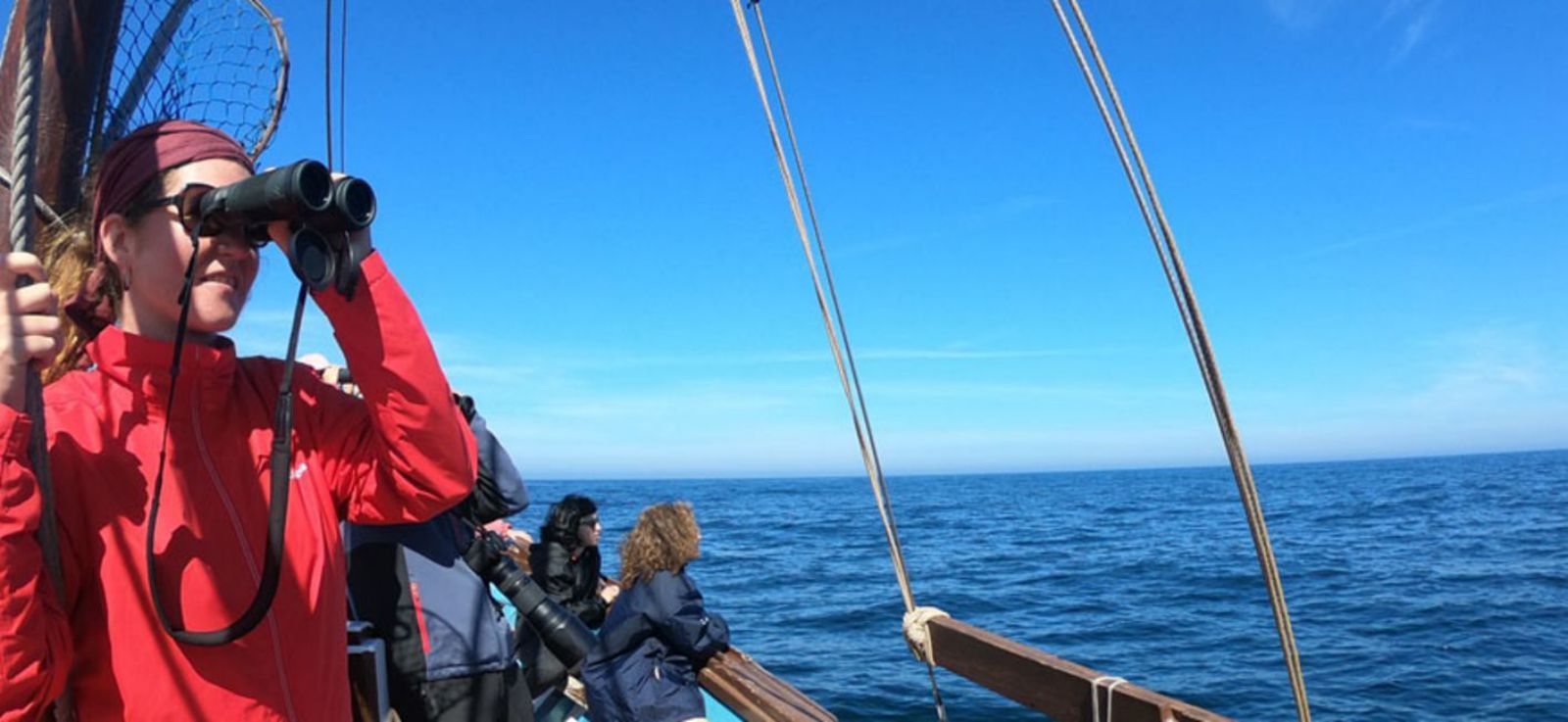 Una imagen promocional de los &quot;embarques participativos&quot; desplegados por la Cemma a bordo del barco “Chasula.   | //  CEMMA