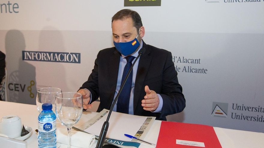 El ministro José Luis Ábalos en el Foro Alicante