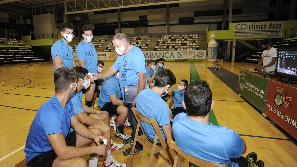 Toma de temperatura en el Disiclín durante un entrenamiento.