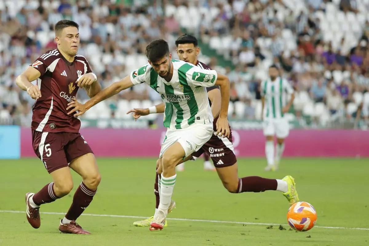 Lance del Córdoba CF-Albacete de la 2024-2025, en la última cita en El Arcángel del pasado curso.