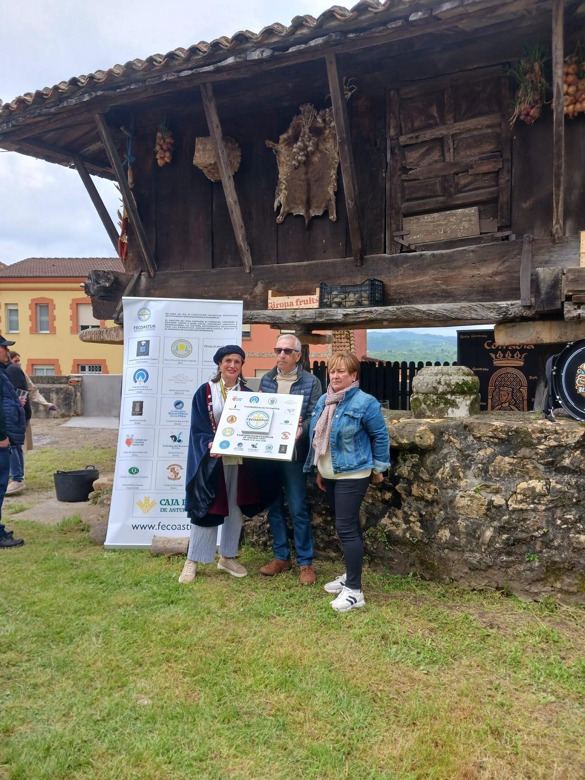 Las imágenes del encuentro de cofradías gastronómicas en Valdesoto
