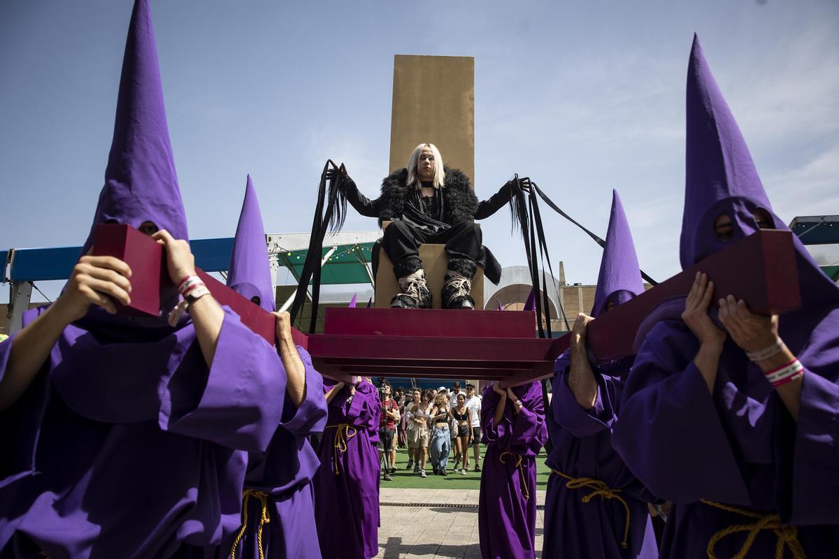 Rojuu ilumina las tinieblas del Sónar