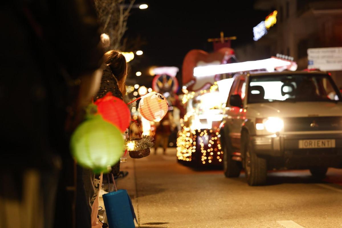 Imatges de la cavalcada de reis de Salt