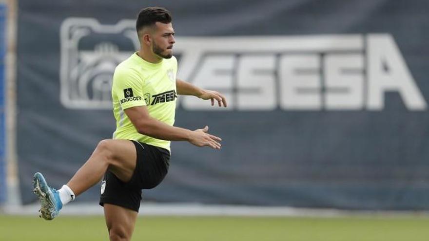 Lorenzo, en un entrenamiento con el Málaga CF