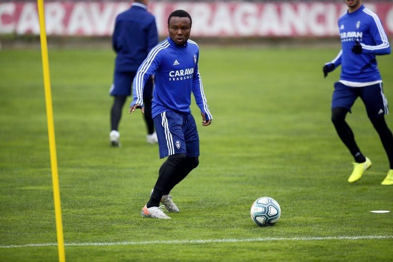 Entrenamiento del Real Zaragoza antes del partido contra la SD Huesca