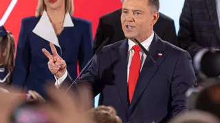 La presidencia de Polonia cae en manos de Karol Nawrocki, un halcón ultra dispuesto a liquidar el europeísmo de Tusk