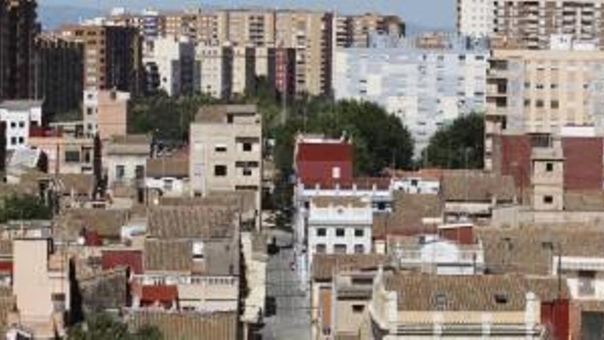 La mitad de los interesados en comprar casas del Cabanyal son extranjeros