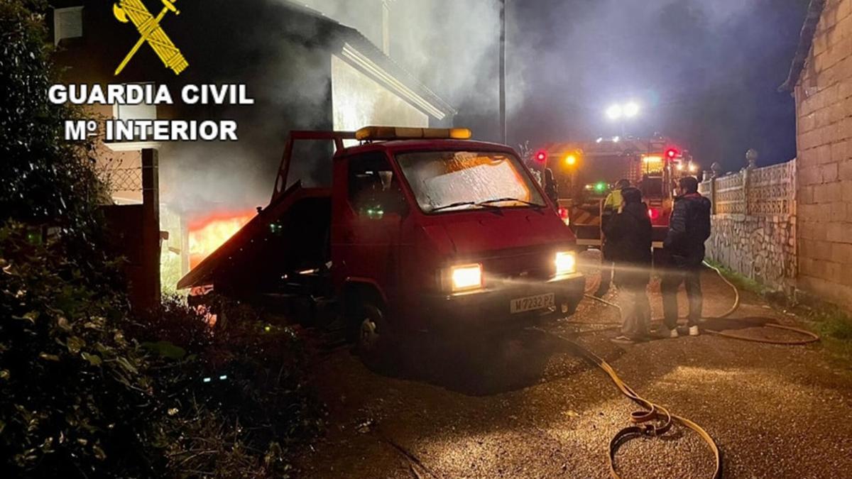 Incendio en Pazos de Borbén.