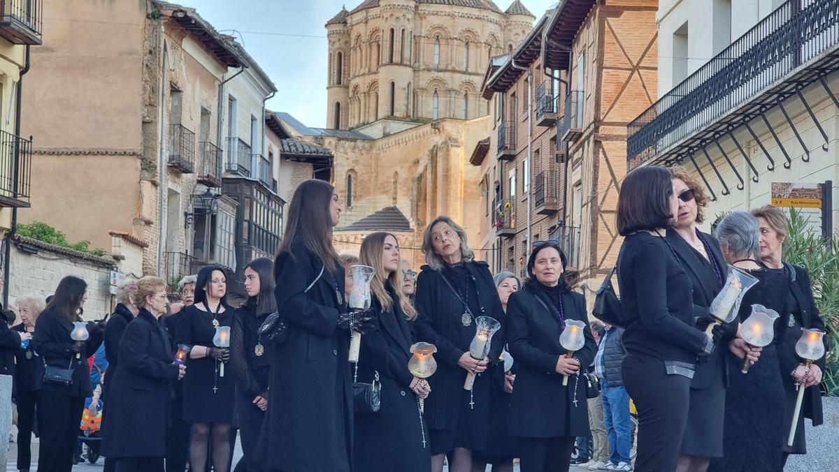 GALERÍA | Toro arropa a la Virgen de la Soledad
