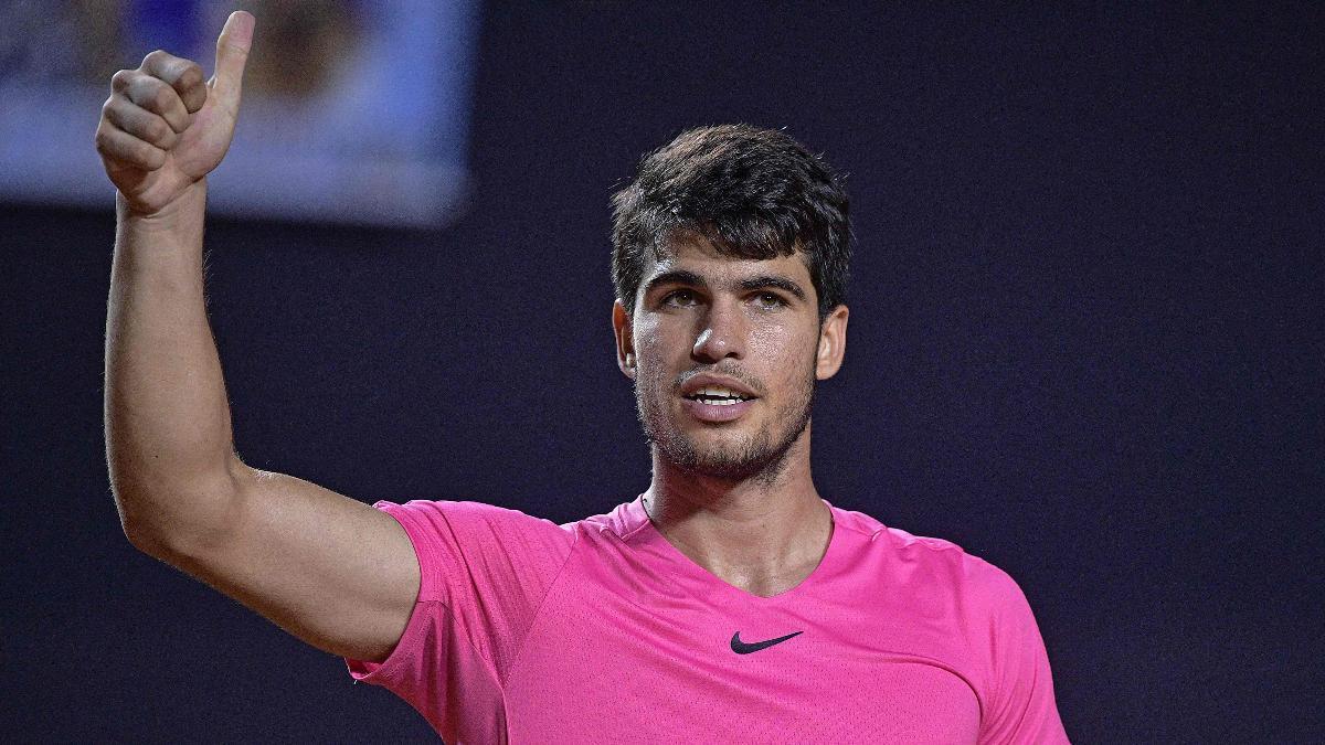 Alcaraz evita a Medvedev hasta la final en Indian Wells