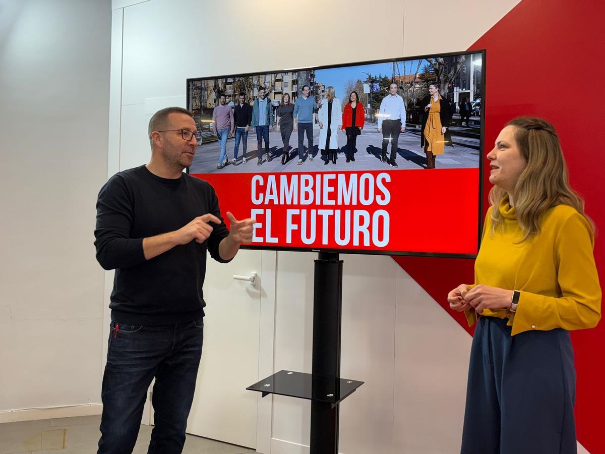 El cabeza de lista del PSOE Zamora a las Cortes de Castilla y León, Iñaki Gómez, durante la presentación de la campaña electoral del PSOE Zamora de cara a las próximas elecciones autonómicas de 2026.