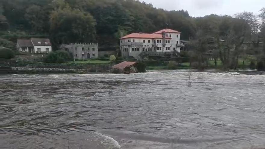 La pertinaz borrasca Claudia se despedirá de Galicia con tormentas y más avisos por lluvia