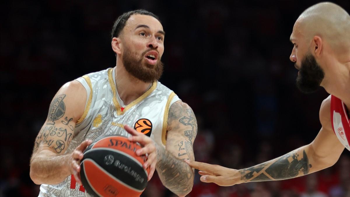 Mike James, durante los playoffs de Euroliga