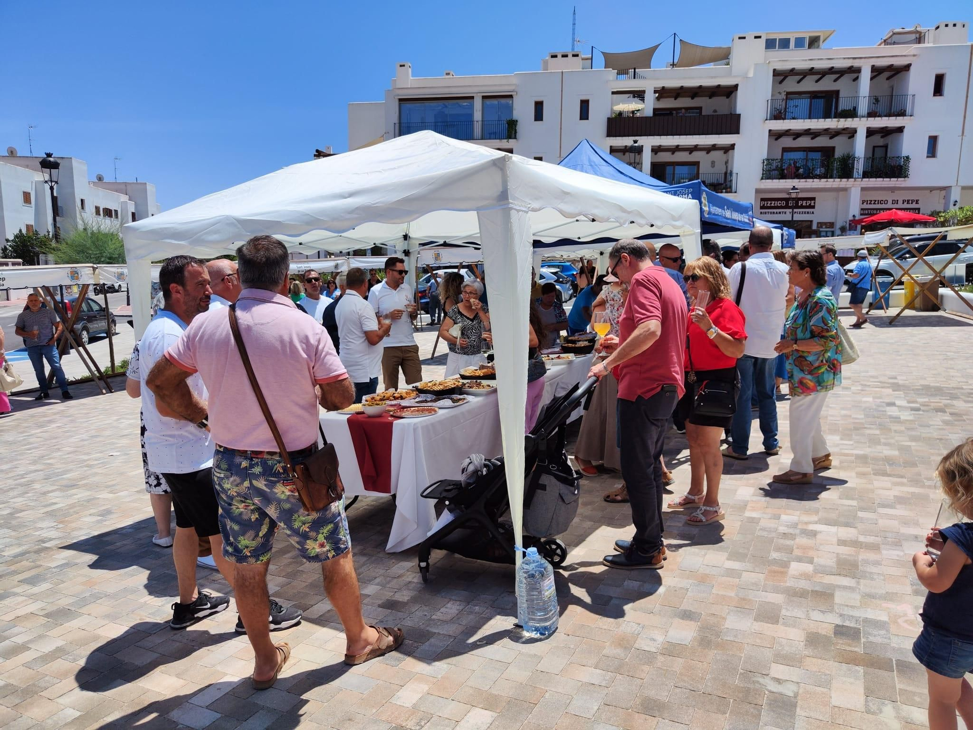 Galería de imágenes de la toma de posesión de Vicent Roig como alcalde de Sant Josep