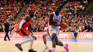 El Obradoiro conquista Coruña y parte del ascenso directo