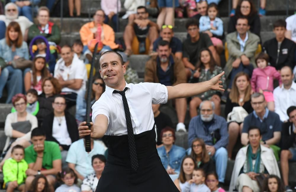 El festival continuará hoy con espectáculos en los jardines de Méndez Núñez y en el Obelisco.