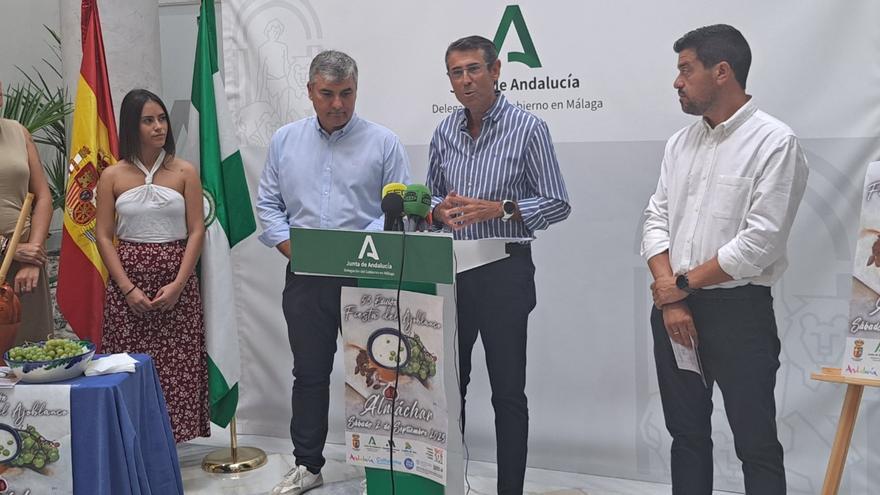 Almáchar celebra el sábado su Fiesta del Ajoblanco con 4.000 litros de este plato típico