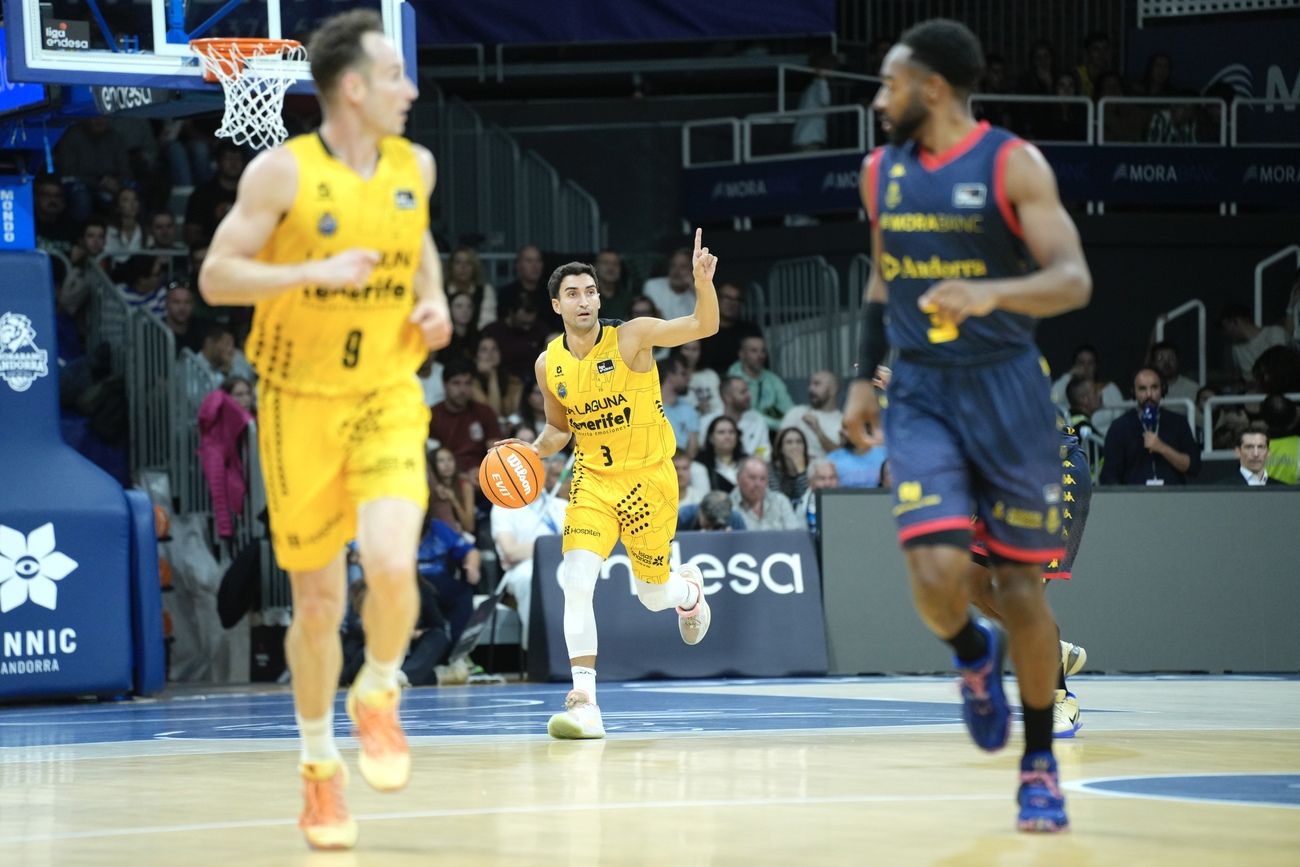 El partido Morabanc Andorra-CB Canarias, en imágenes