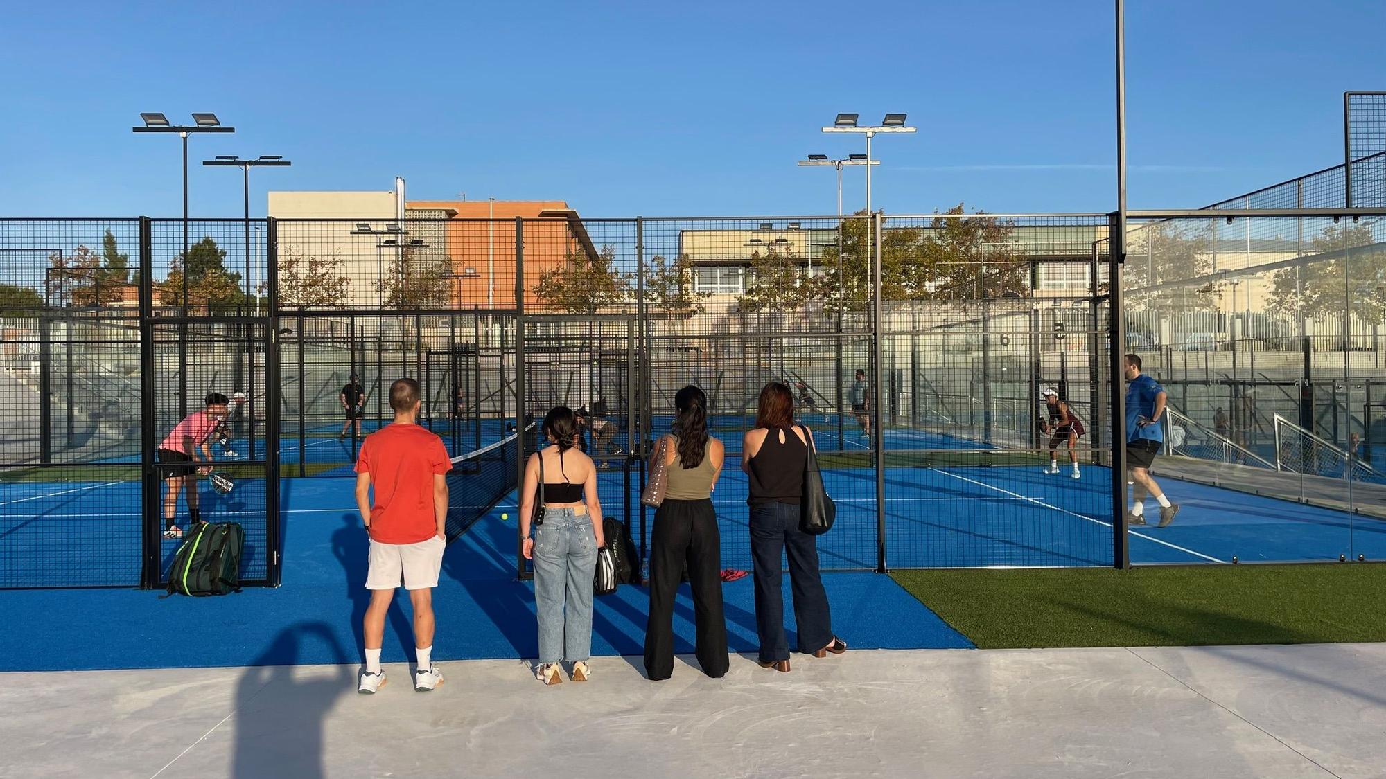Reapertura de las pistas deportivas de pádel y frontenis en la Ciudad Deportiva de Torrevieja