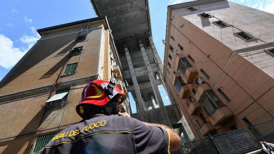 El Gobierno italiano acusa a la concesionaria del derrumbe del puente de Génova