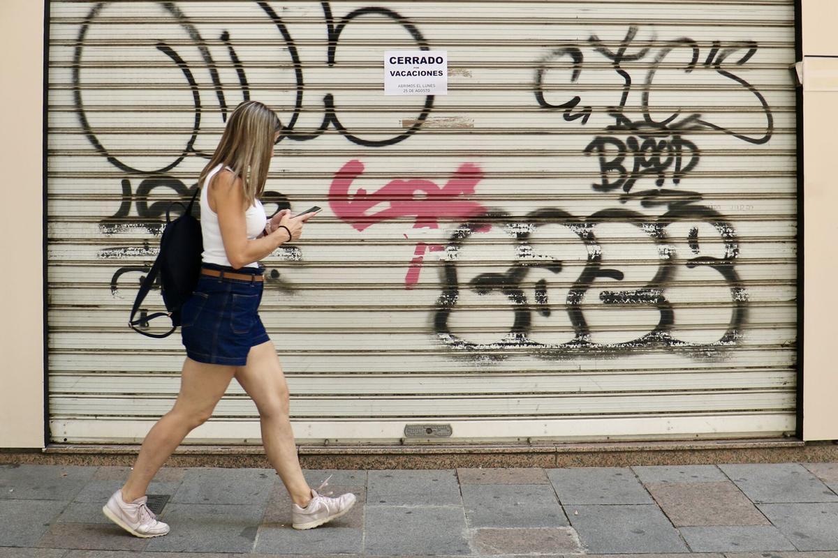 Comercios cerrados por vacaciones durante agosto en Córdoba