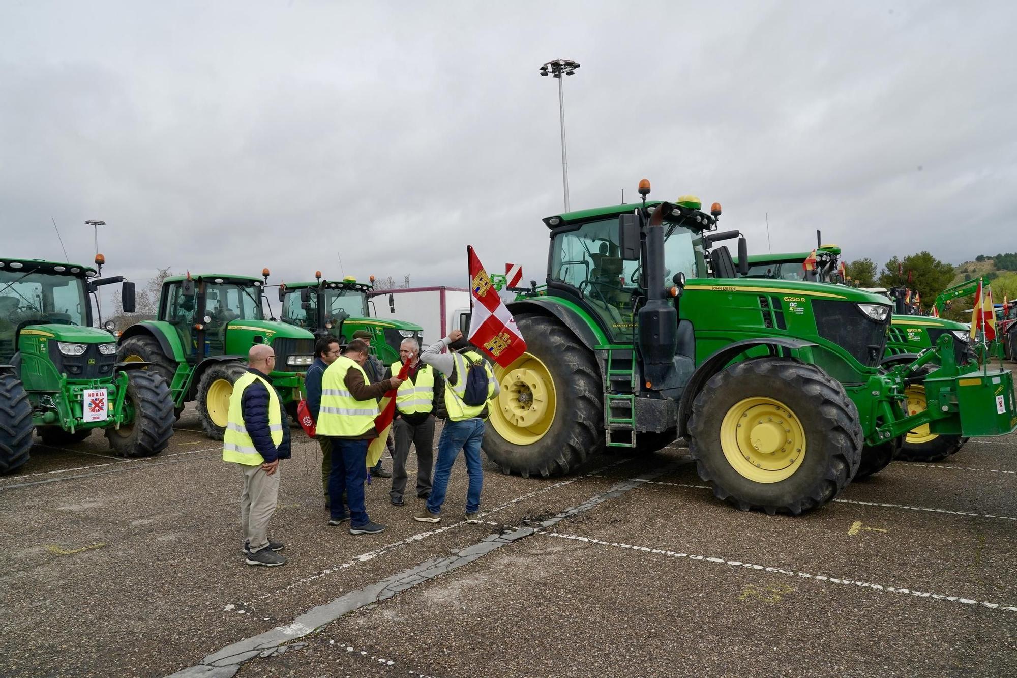 GALERÍA: La tractorada de Valladolid, en imágenes
