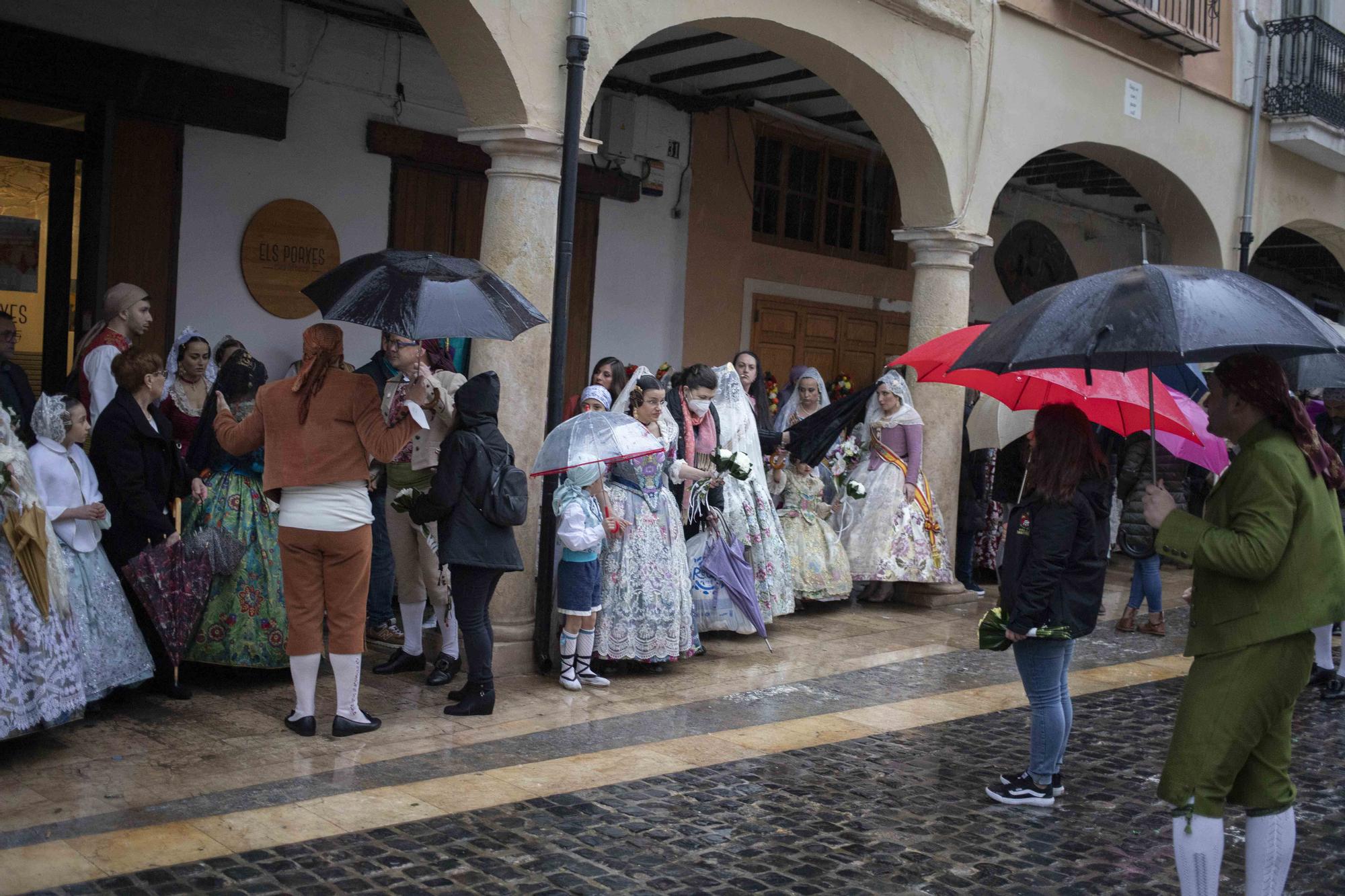 Una Ofrenda pasada por agua en Xàtiva