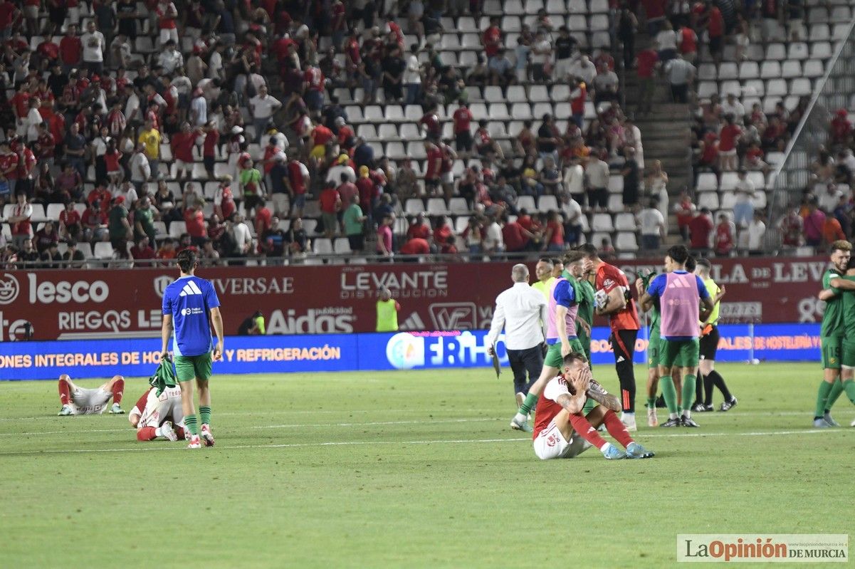 Así fue el encuentro del play off del Real Murcia y el Nástic en la lucha por el ascenso