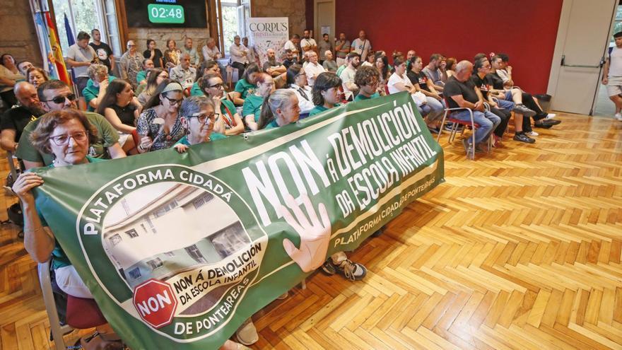Ponteareas rechaza mantener la feria el sábado de Corpus como piden los ambulantes