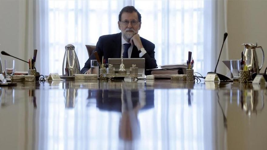 El &#039;Financial Times&#039; avisa a Rajoy de que &quot;se le acaba el tiempo&quot; para solucionar el problema catalán