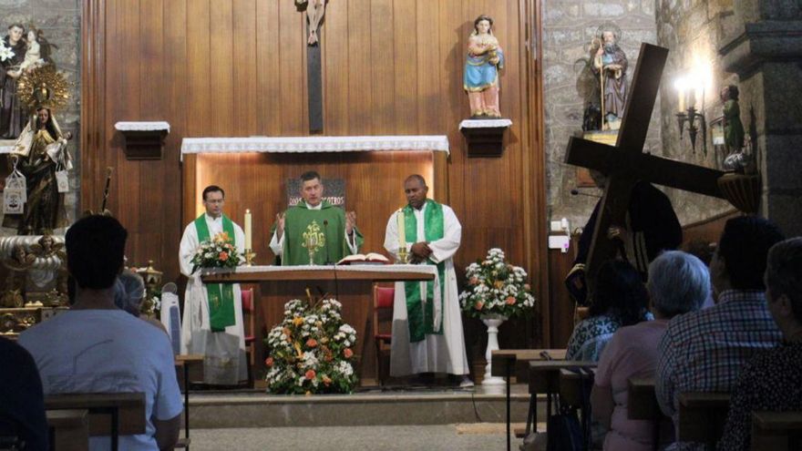 Asturianos se prepara para el día grande de la festividad del Carmen