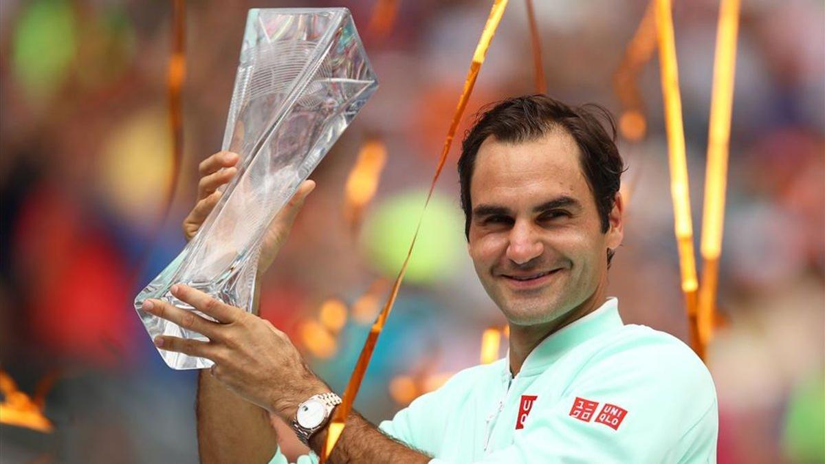 Federer venció a Isner y se proclamó campeón en Miami por cuarta vez